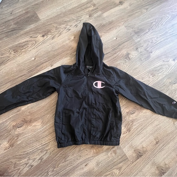 Champion Girl's Windbreaker Black Full Zip Pink Logo Size Medium - Picture 1 of 6